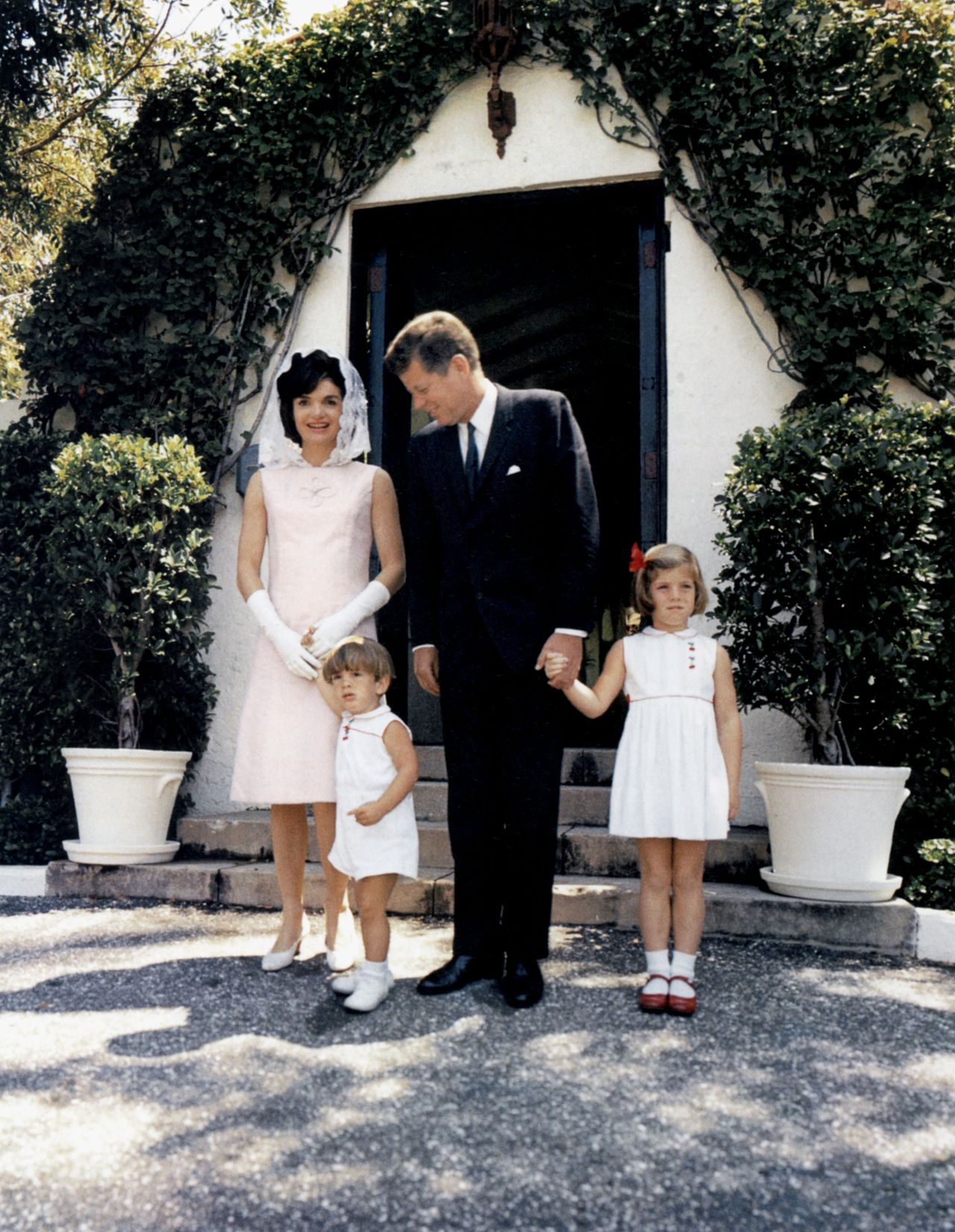 Asystentka Jackie Kennedy zdradziła jej wielki SEKRET związany z wizerunkiem Asystentka Jackie Kennedy zdradziła jej wielki SEKRET związany z wizerunkiem