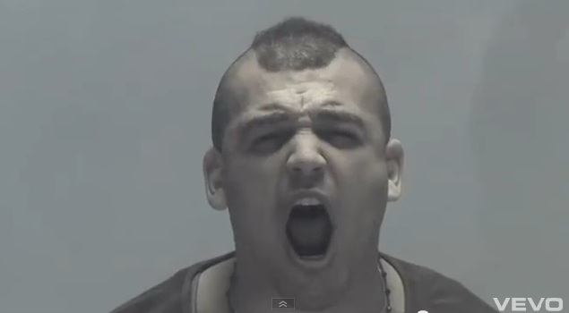 Pierwszy klip Damiana Ukeje - Bezkrólewie (VIDEO) Pierwszy klip Damiana Ukeje - Bezkrólewie (VIDEO)