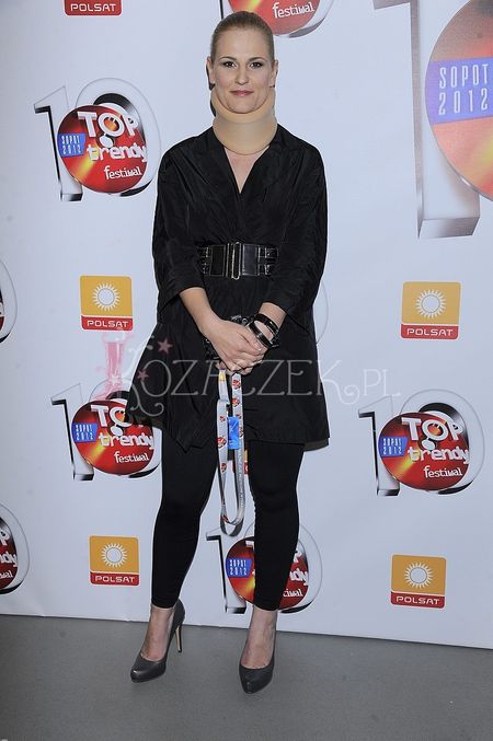 Kto musi nosić kołnierz ortopedyczny? (FOTO) Kto musi nosić kołnierz ortopedyczny? (FOTO)