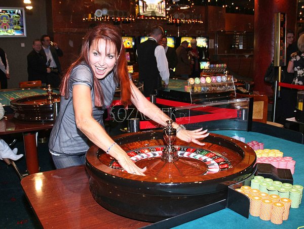 Ruletka - Gwiazdy kontra Dziennikarze