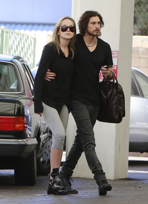 Oni podobno kilka dni temu się rozstali (FOTO)