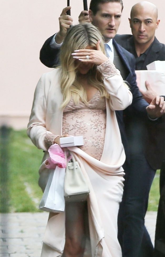 Kim wpadła w FURIĘ, gdy dowiedziała się, że Tristan zdradził ciężarną Khloe! Kim wpadła w FURIĘ, gdy dowiedziała się, że Tristan zdradził ciężarną Khloe!