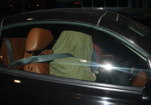 Kto próbował stać się niewidzialną? (FOTO)