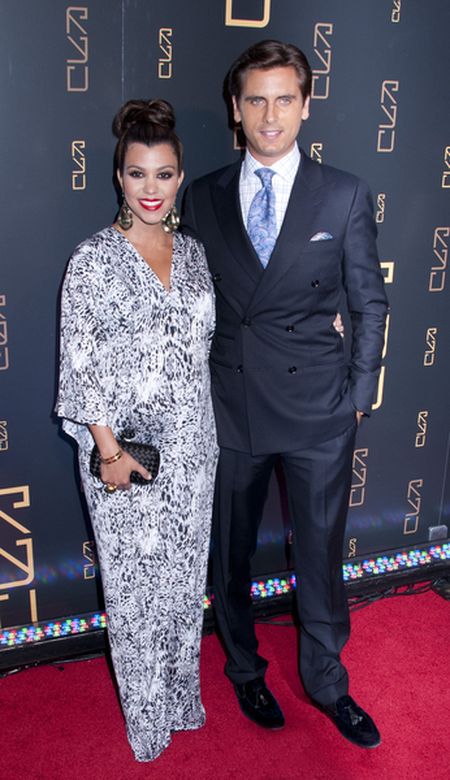 Kourtney Kardashian z wielkim brzuchem na zakupach