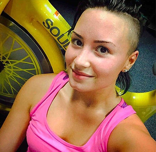 Co powiecie na Demi Lovato bez makijażu? (FOTO)