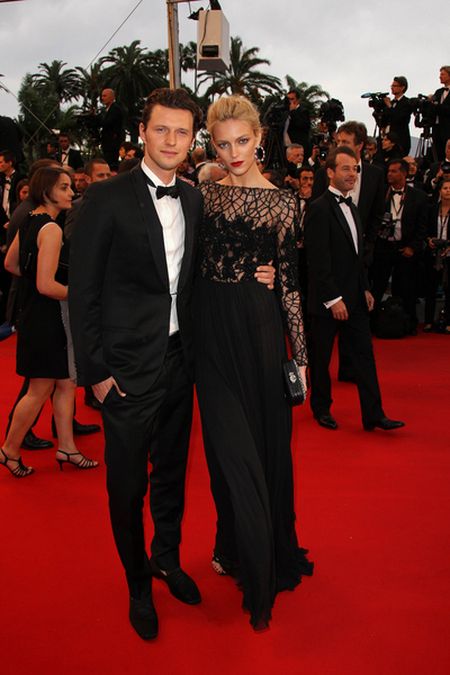 Anja Rubik z mężem na okładce Vivy! (FOTO)