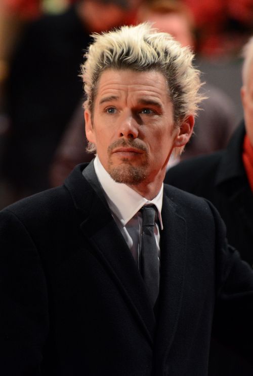 Nowy blond look Ethana Hawke (FOTO)