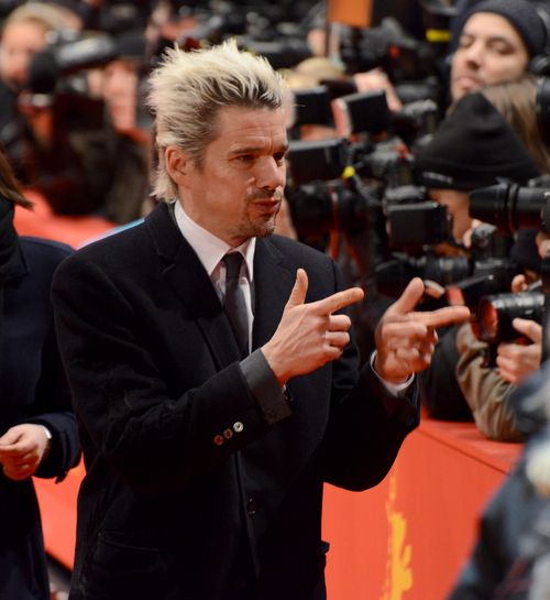 Nowy blond look Ethana Hawke (FOTO)