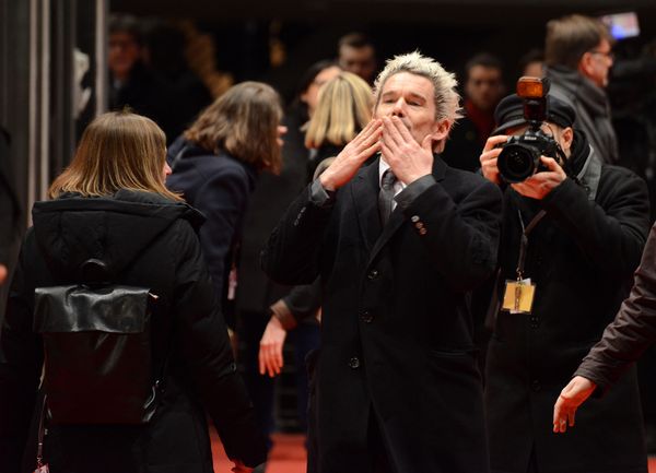 Nowy blond look Ethana Hawke (FOTO)