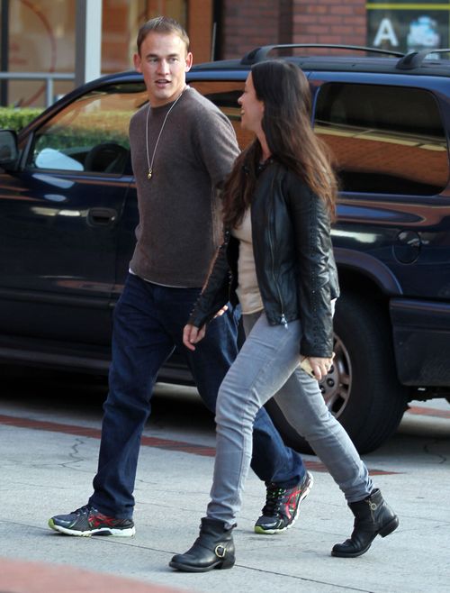 Alanis Morissette nabrała ciała (FOTO)