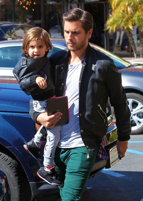 Scott Disick zabrał syna na męski obiad (FOTO) Scott Disick zabrał syna na męski obiad (FOTO)