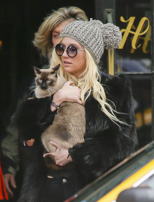 Ke$ha potrafi wyglądać całkiem normalnie (FOTO) Ke$ha potrafi wyglądać całkiem normalnie (FOTO)