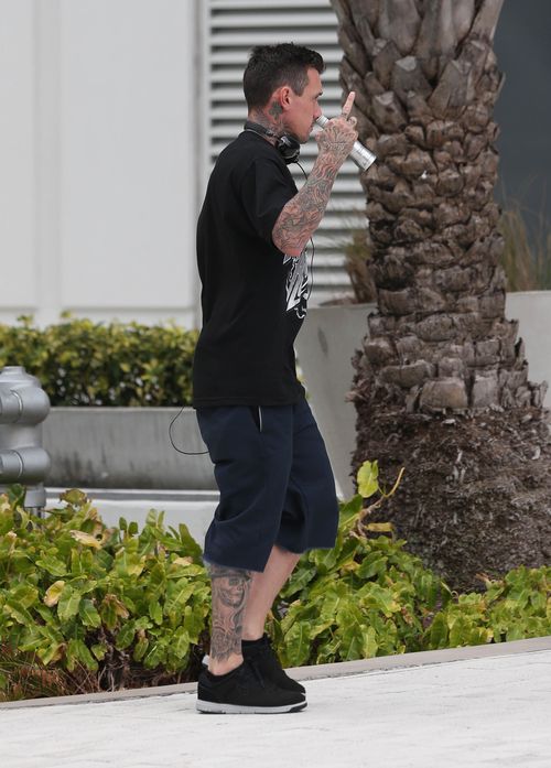 Mąż Pink w kiepskim humorze (FOTO)