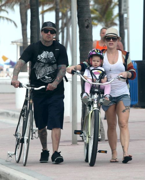 Pink z rodzinką aktywnie spędzają wolny czas (FOTO)