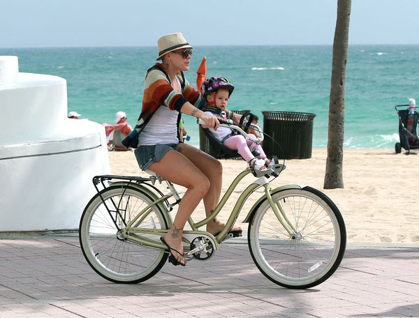 Pink z rodzinką aktywnie spędzają wolny czas (FOTO)