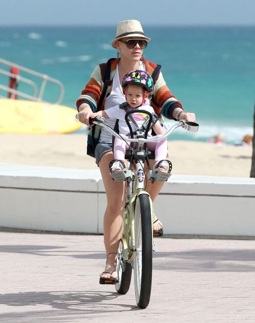 Pink z rodzinką aktywnie spędzają wolny czas (FOTO)