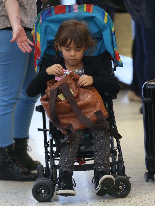 5-letnia córka Jessiki Alby jeździ jeszcze w wózku (FOTO)