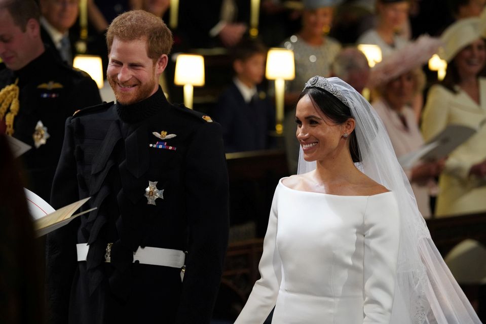 Meghan Markle w SUKNI ślubnej! Zachwyca! Meghan Markle w SUKNI ślubnej! Zachwyca!