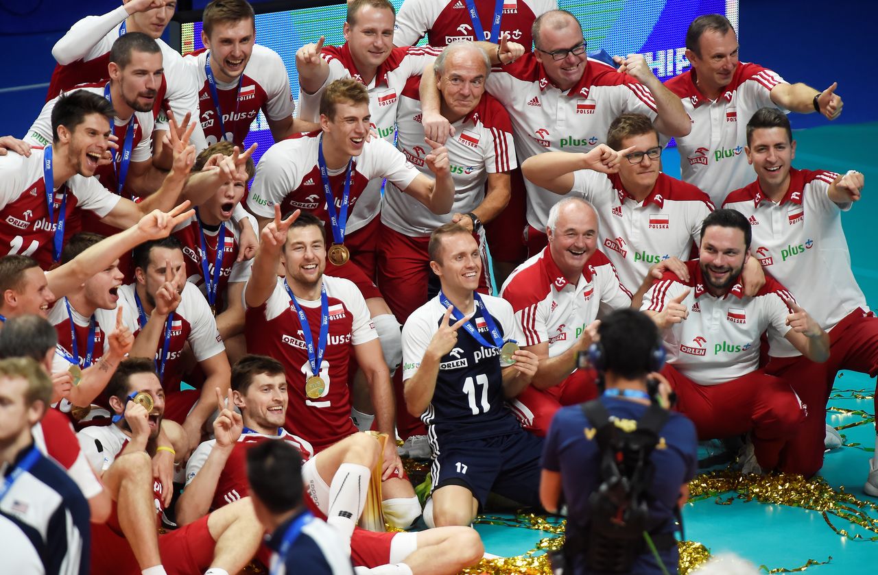 Cieszy się Duda, gratuluje Lewandowski - ZŁOTO dla Polaków w siatkówce Cieszy się Duda, gratuluje Lewandowski - ZŁOTO dla Polaków w siatkówce