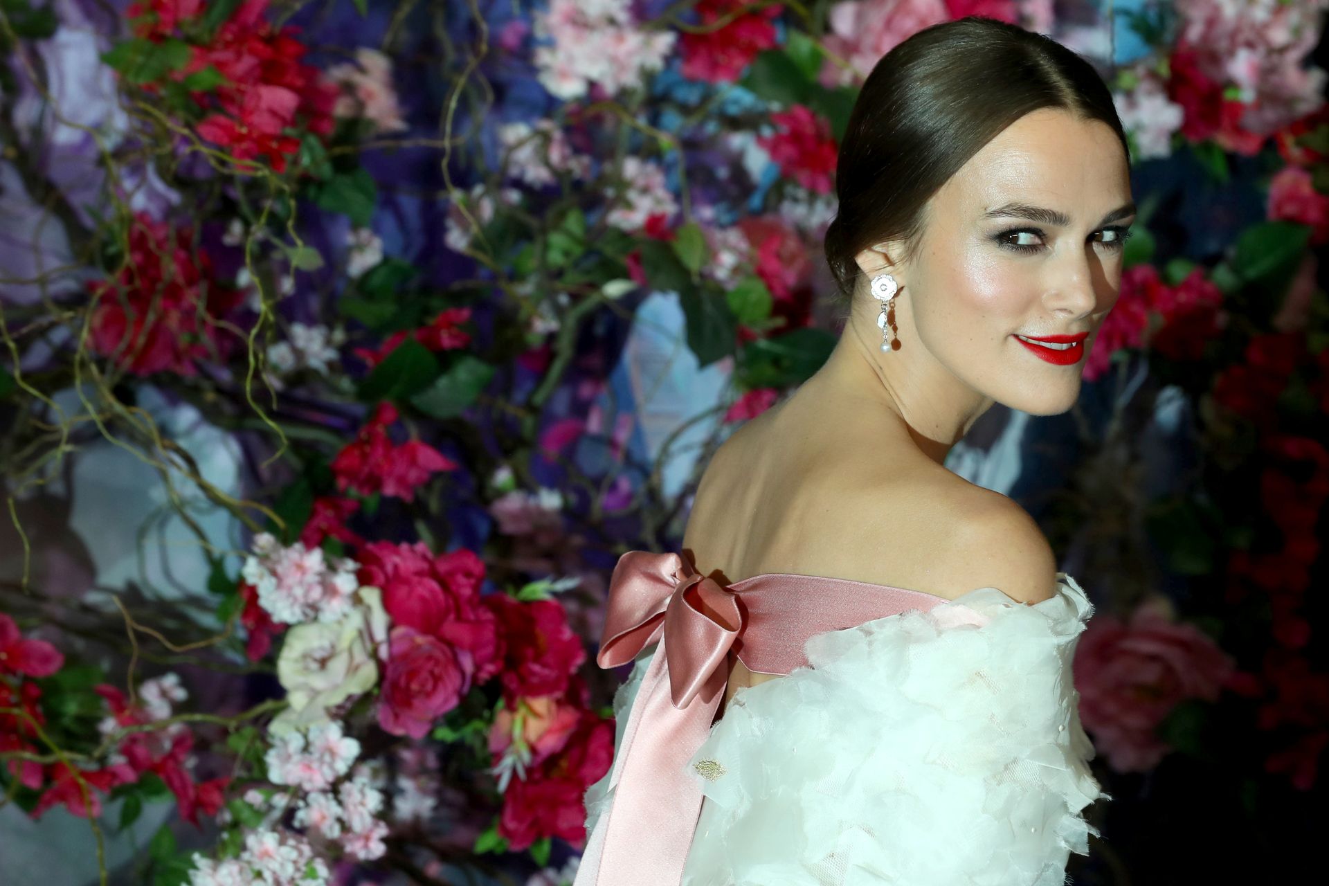 Keira Knightly nie pozwala córce oglądać bajek Disneya z Ariel i Kopciuszkiem Keira Knightly nie pozwala córce oglądać bajek Disneya z Ariel i Kopciuszkiem