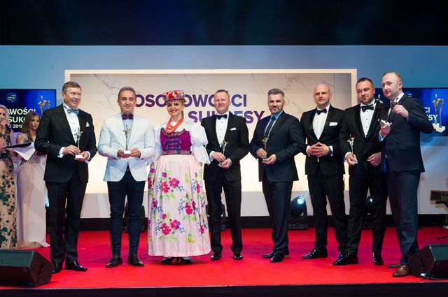 Julia Wieniawa i Beata Tadla wśród nagrodzonych stauetkami Osobowości i Sukcesy