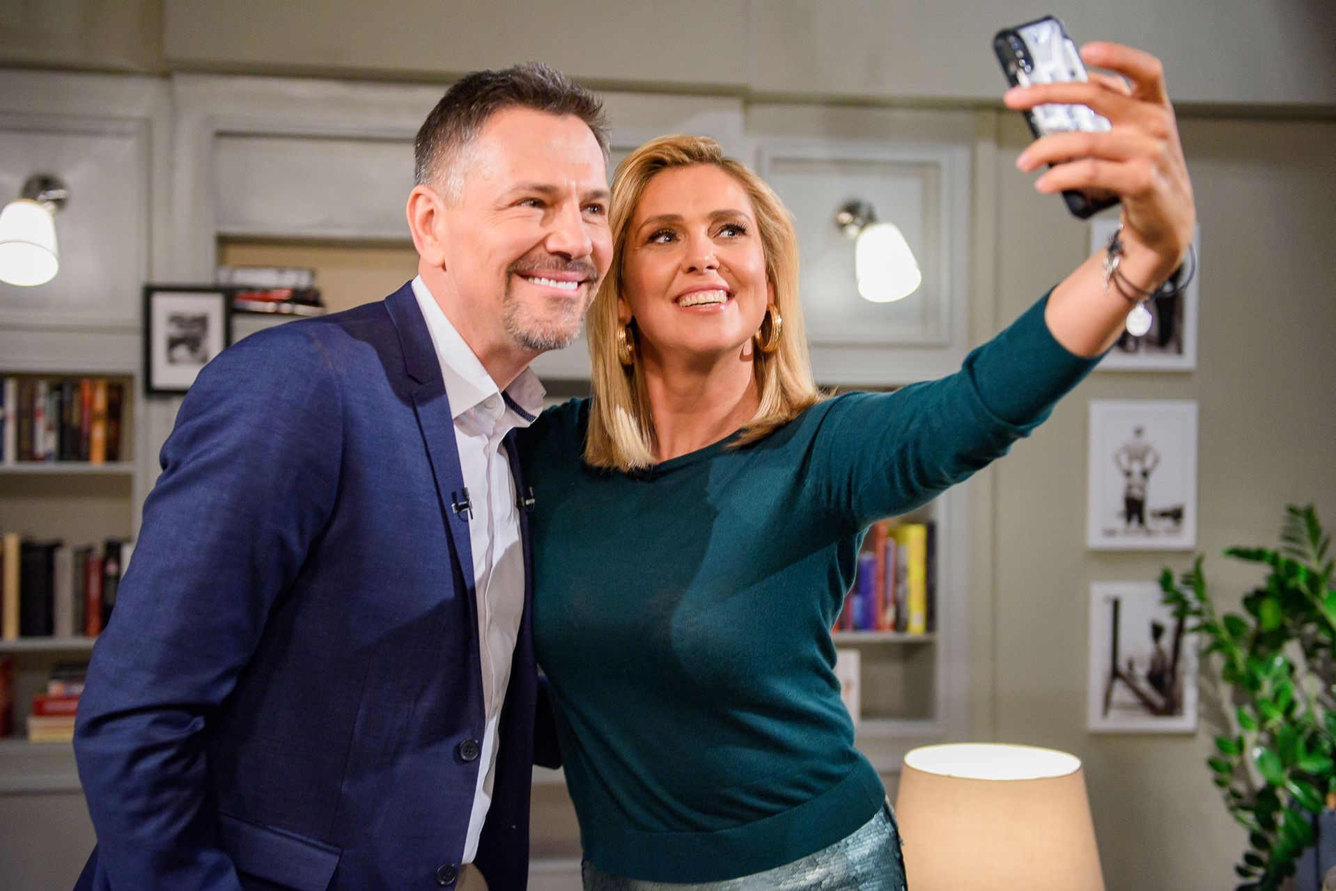 Jak z małej miejscowości trafiła pierwsze strony gazet - Ewa Wachowicz u Ibisza