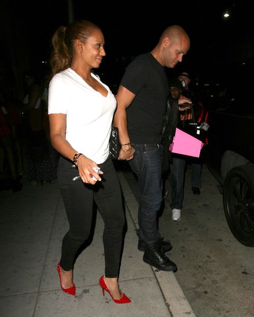 Mel B z mężem wciąż chodzą na randki (FOTO)
