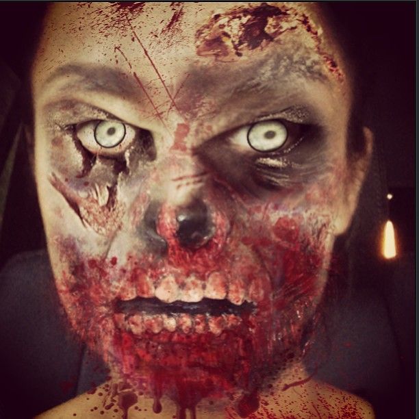 Kto pokazał swój przerażający wizerunek? (FOTO)