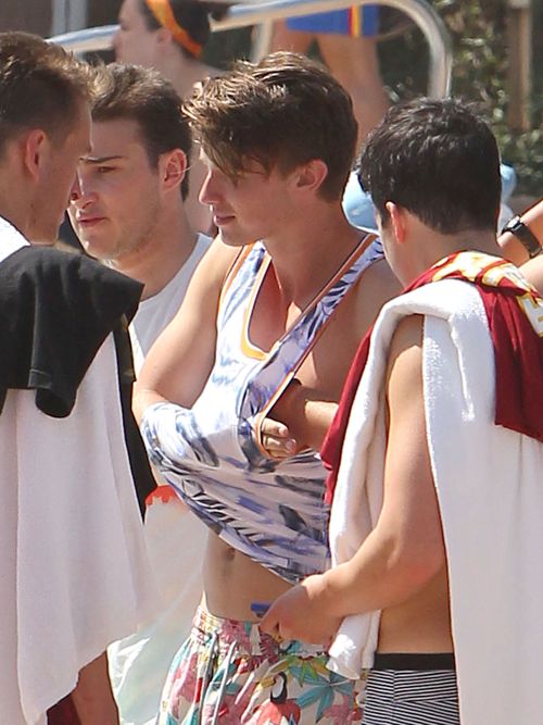 Patrick Schwarzenegger ma całkiem niezłe ciało (FOTO)