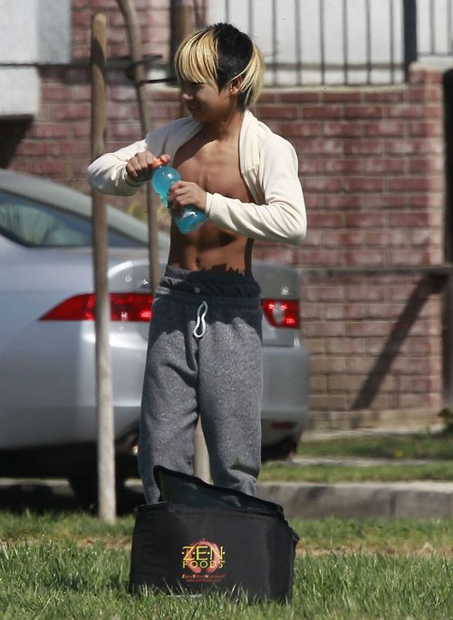 Maddox i Pax Jolie-Pitt chcą zostać piłkarzami? (FOTO)