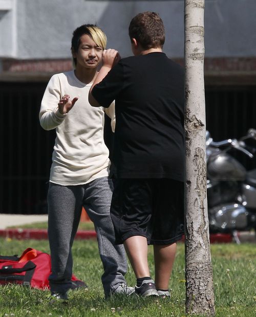 Maddox i Pax Jolie-Pitt chcą zostać piłkarzami? (FOTO)