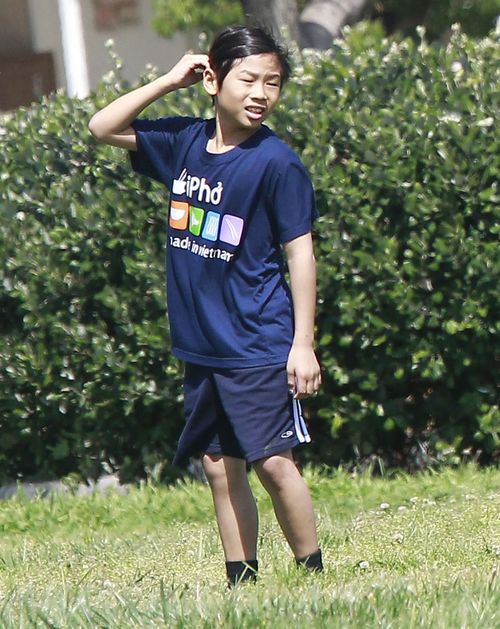 Maddox i Pax Jolie-Pitt chcą zostać piłkarzami? (FOTO)