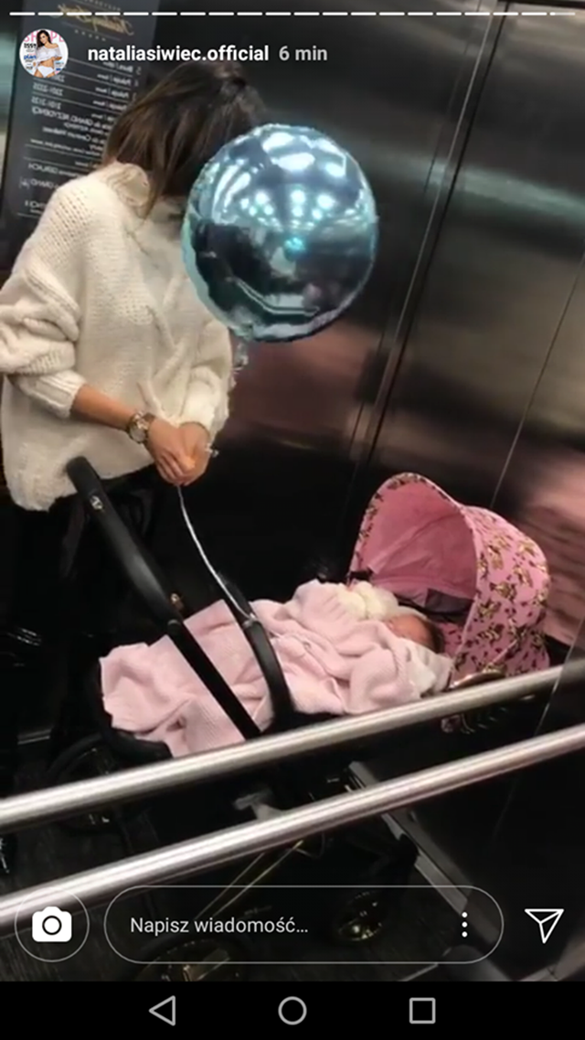 Siwiec coraz chudsza! Kryje się pod wielkim swetrem (ZDJĘCIA) Siwiec coraz chudsza! Kryje się pod wielkim swetrem (ZDJĘCIA)