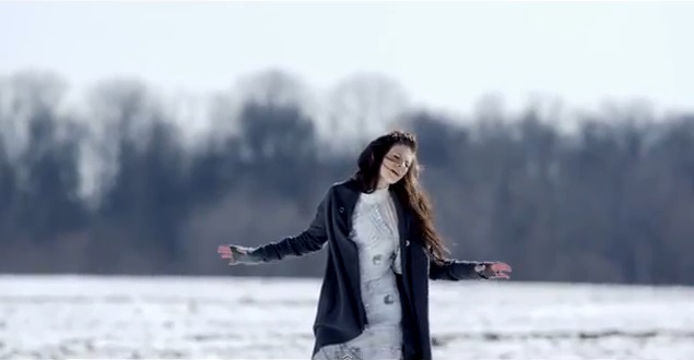 Już jest! Nowy klip Sywlii Grzeszczak - Flirt (VIDEO)