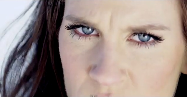 Już jest! Nowy klip Sywlii Grzeszczak - Flirt (VIDEO)