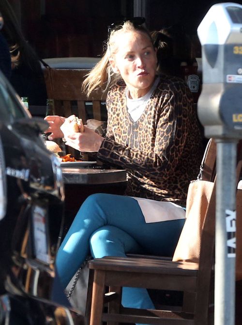 Aktorka zabrała swoje psy na lunch (FOTO)