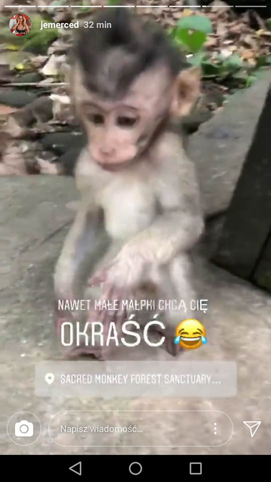 Przerażona Jessica próbuje się uwolnić od napastnika! Została zaatakowana