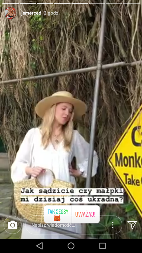 Przerażona Jessica próbuje się uwolnić od napastnika! Została zaatakowana