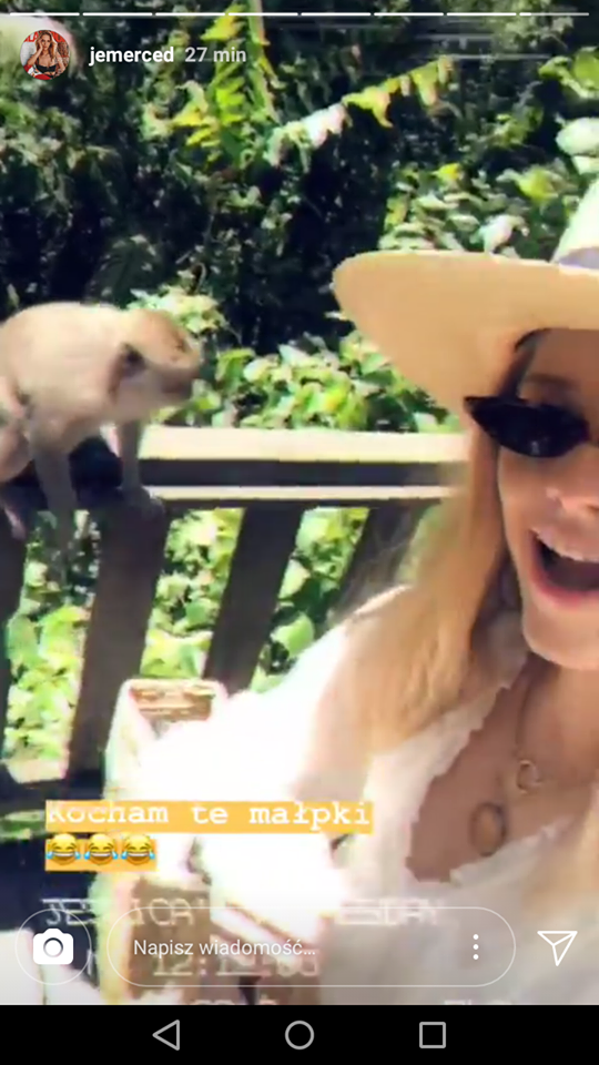 Przerażona Jessica próbuje się uwolnić od napastnika! Została zaatakowana