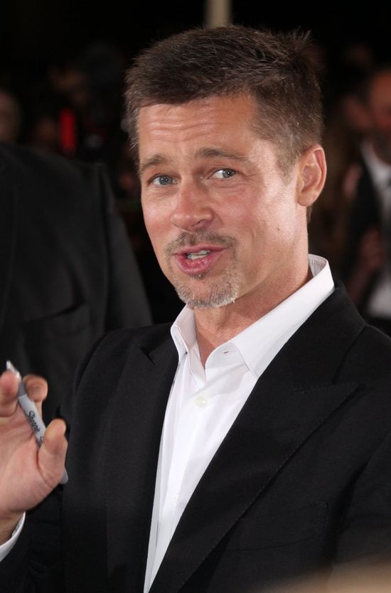 Angelina Jolie chce pogrążyć Brada Pitta! Wysłuży się dziećmi? Angelina Jolie chce pogrążyć Brada Pitta! Wysłuży się dziećmi?