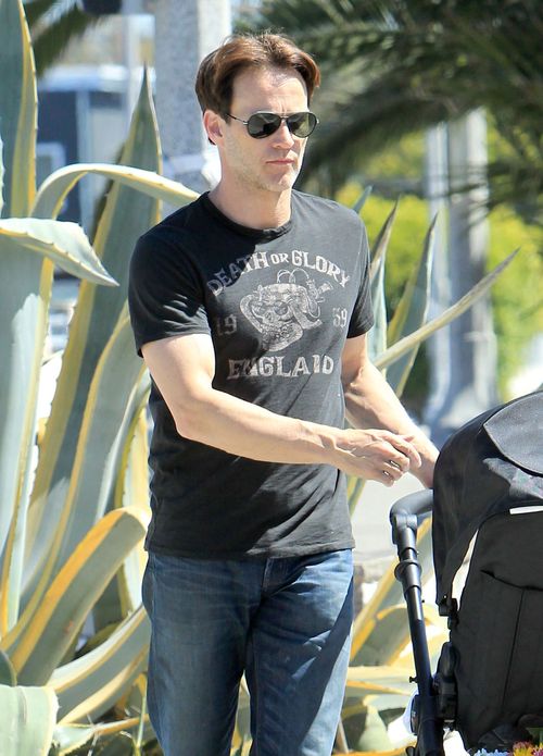 Stephan Moyer chętnie pomaga wnie unika obowiązkach (FOTO)