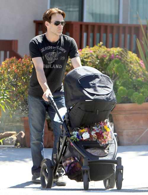 Stephan Moyer chętnie pomaga wnie unika obowiązkach (FOTO)