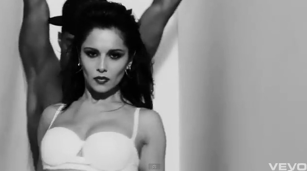 Cheryl Cole uwodzi w najnowszym klipie - Ghetto Baby (VIDEO)