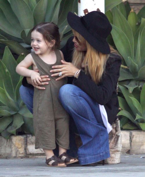 Synek Rachel Zoe wygląda jak dziewczynka (FOTO)