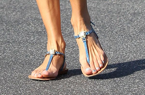 Kto ma takie długie palce u stóp? (FOTO)