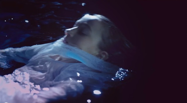 Doda jako syrena w nowym teledysku - Electrode (VIDEO)