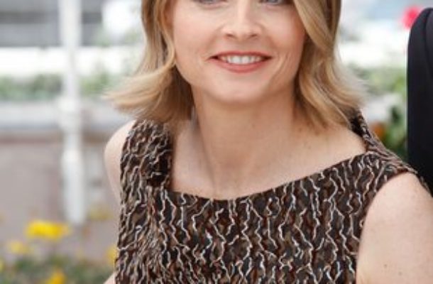 Rozpromieniona Jodie Foster w Cannes (FOTO)