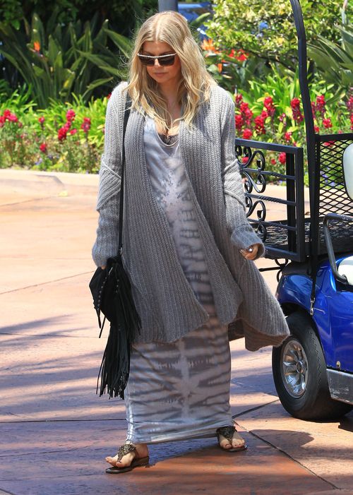 Fergie już nie udaje się ukryć ciążowego brzuszka (FOTO)