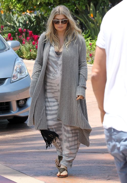 Fergie już nie udaje się ukryć ciążowego brzuszka (FOTO)