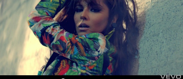 Cheryl Cole uwodzi w nowym klipie - Call My Name [VIDEO]